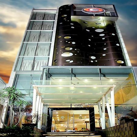 Clay Hotel Jakarta Exterior photo